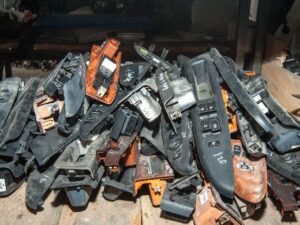 Hyundai Accent Era 2006-2012 Model Cam Düğmesi