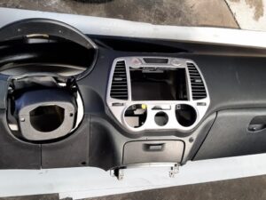 Hyundai I.20 2008-2012 Model Torpido  Göğüs Orjinal Çıkma