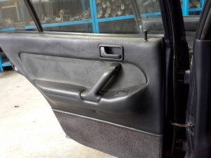 HYUNDAİ SONATA SOL ARKA KAPI DÖŞEMESİ ORJİNAL ÇIKMA 1992-1993 YEDEK PARÇA