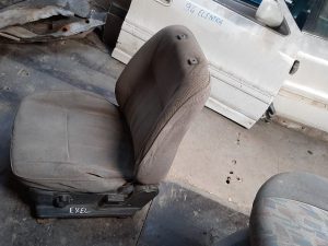 HYUNDAİ EXCEL ÖN ARKA KOLTUK TAKIMI 1990-1994 ORJİNAL ÇIKMA YEDEK PARÇA